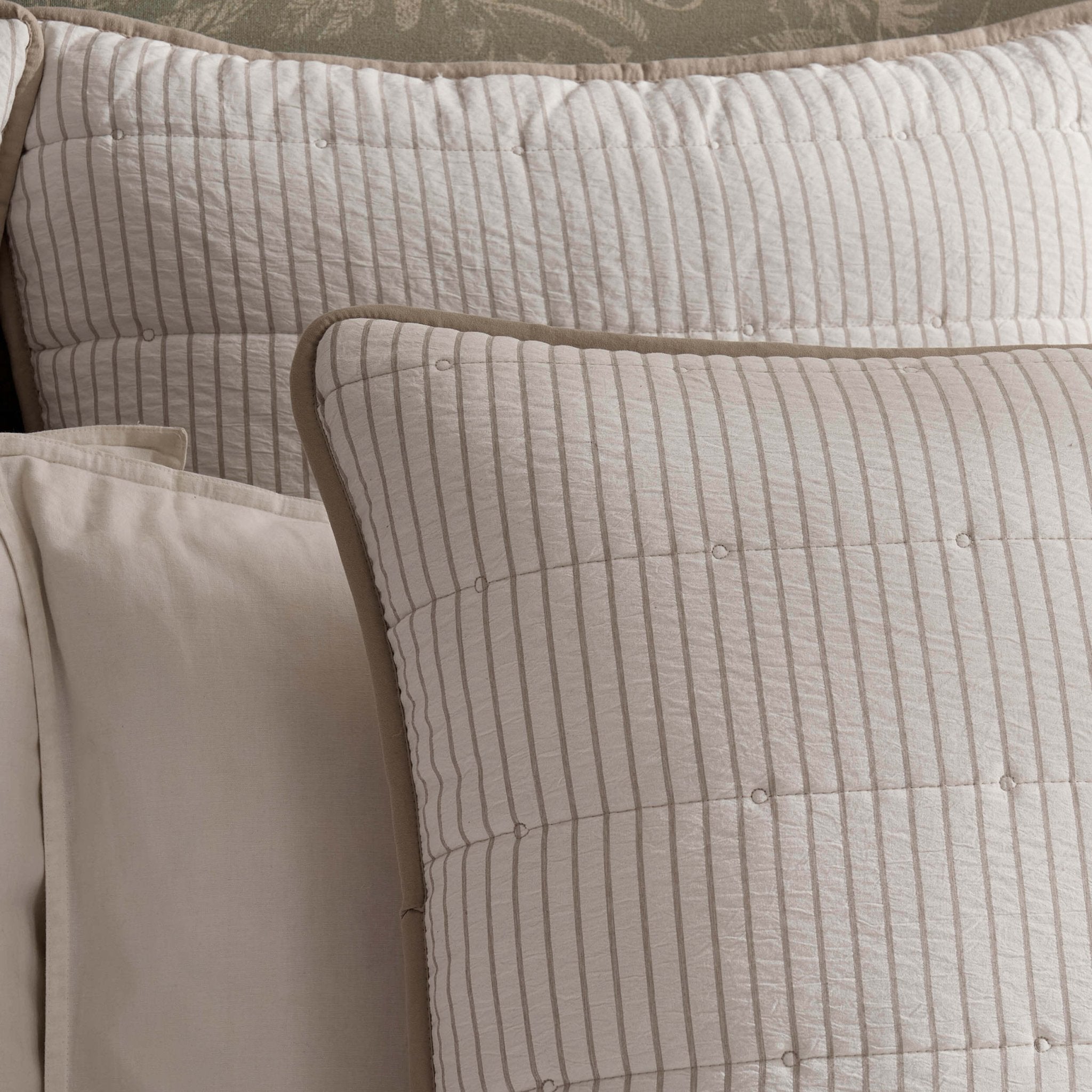 Housse de coussin Albi Stripe en seersucker - Naturel/Blanc