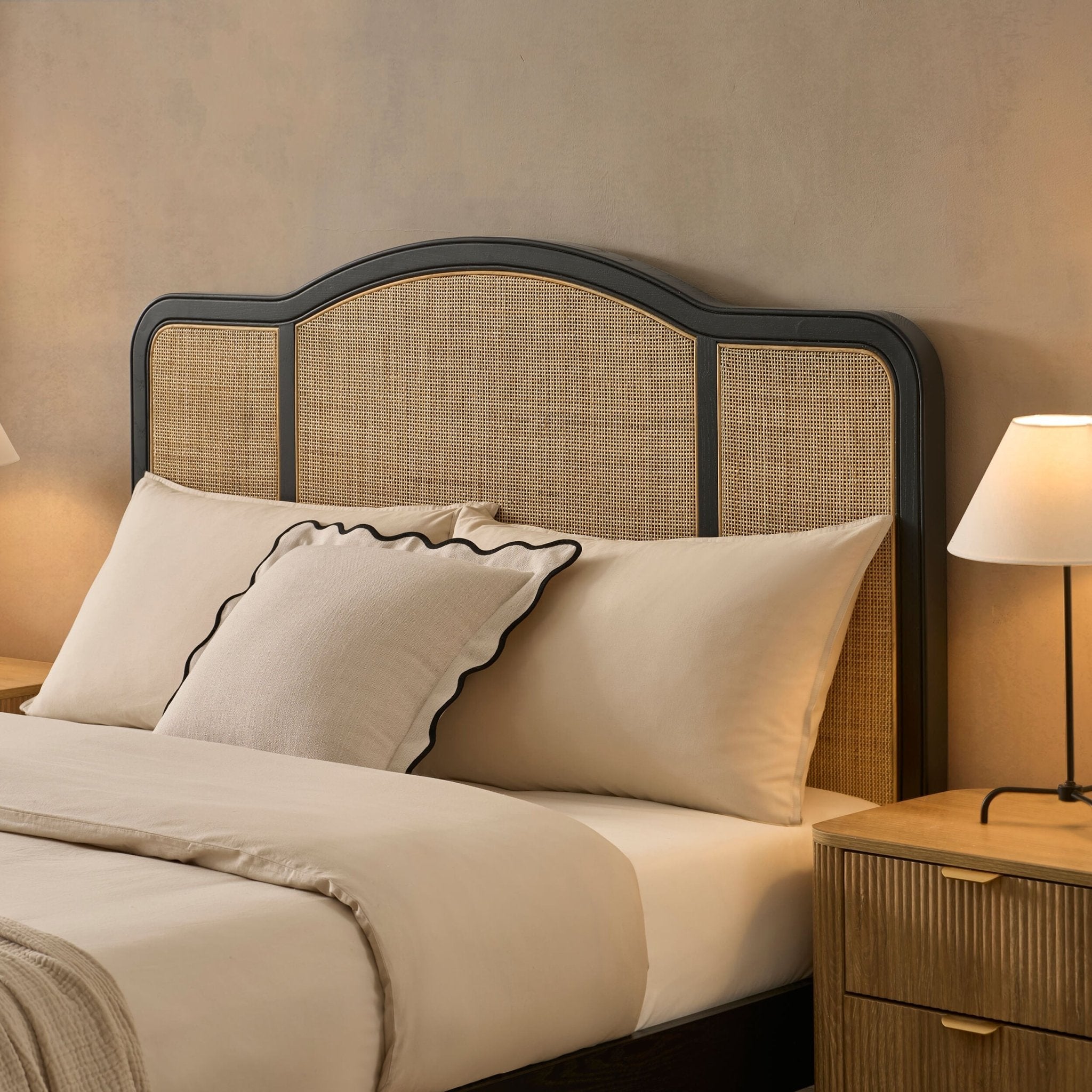 Cadre de lit Annecy en rotin - Noir