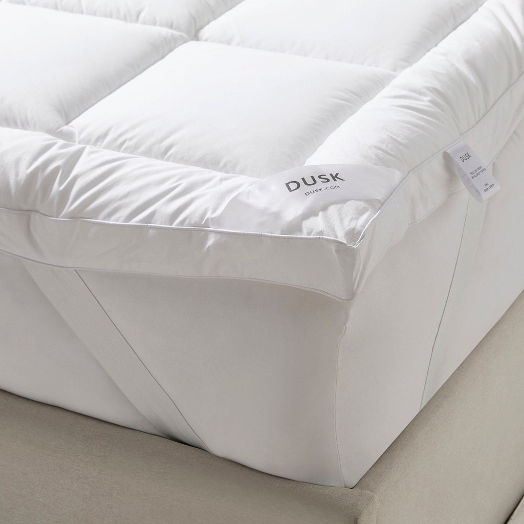 Surmatelas anti-allergique offrant une sensation similaire au duvet