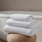 Collection de serviettes Antigua Soft Fine Ribbed - Blanches