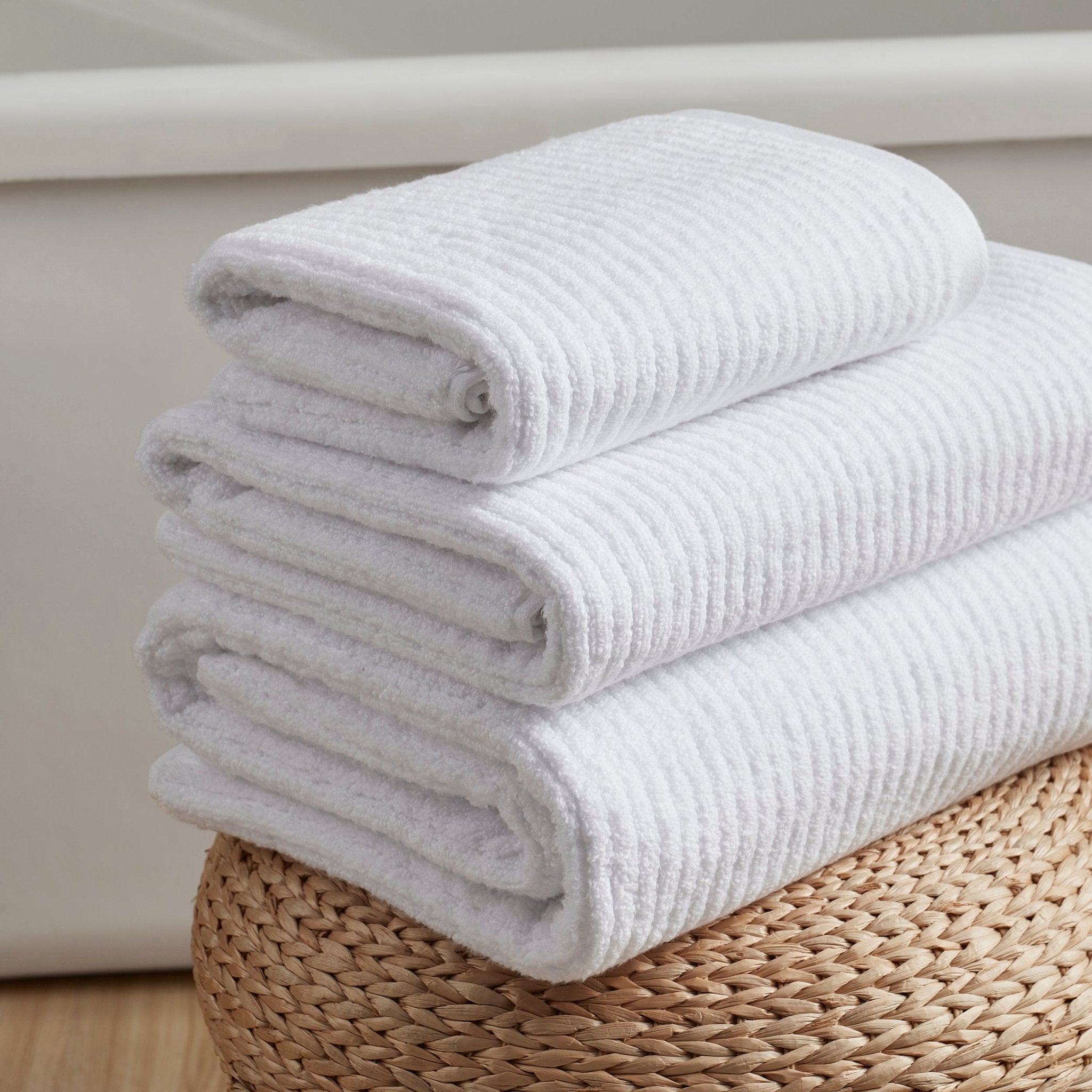 Collection de serviettes Antigua Soft Fine Ribbed - Blanches
