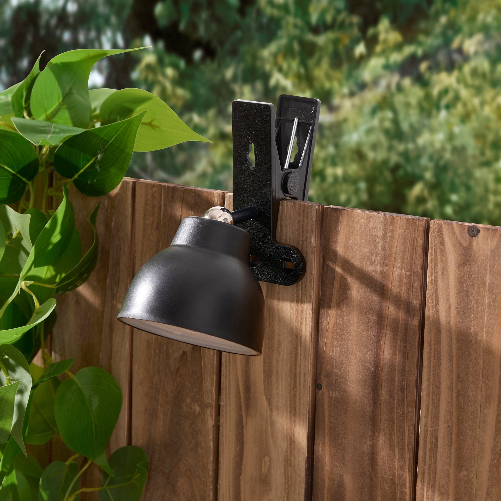 Lampe LED rechargeable étanche 4 en 1 Atticus - Noire