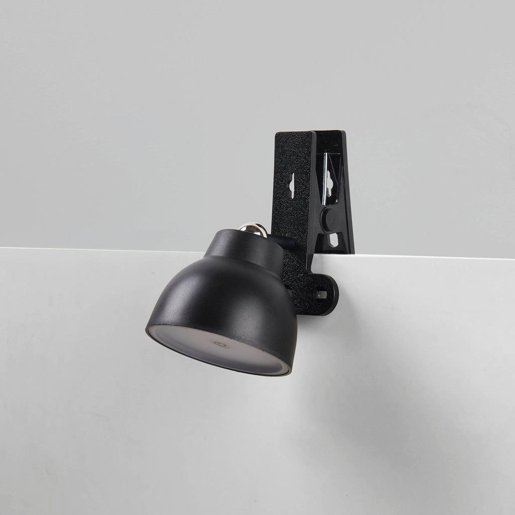 Lampe LED rechargeable étanche 4 en 1 Atticus - Noire
