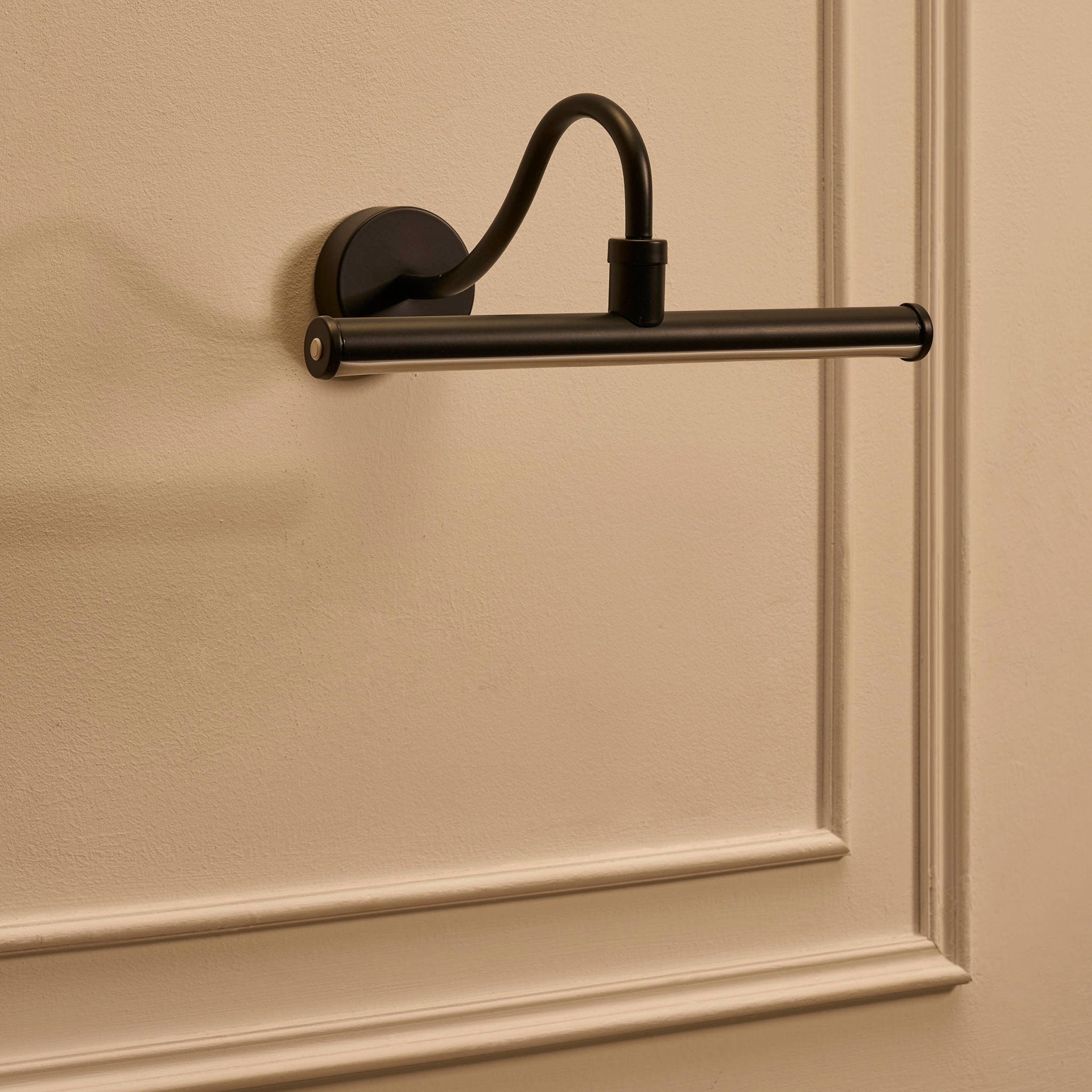 Barre d'appliques murales LED rechargeables - Noire