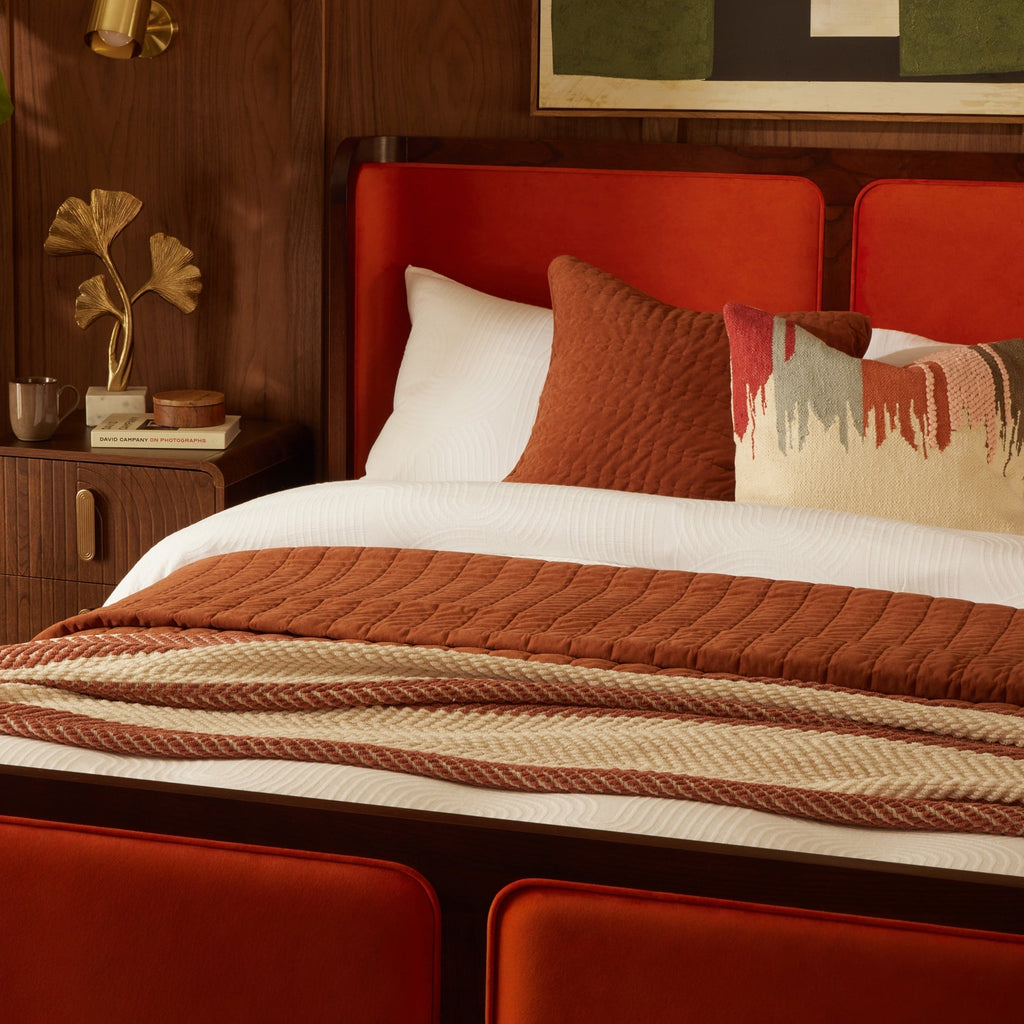 Housse de coussin Bavaro en velours matelassé avec détails de surpiqûres - Orange brûlé