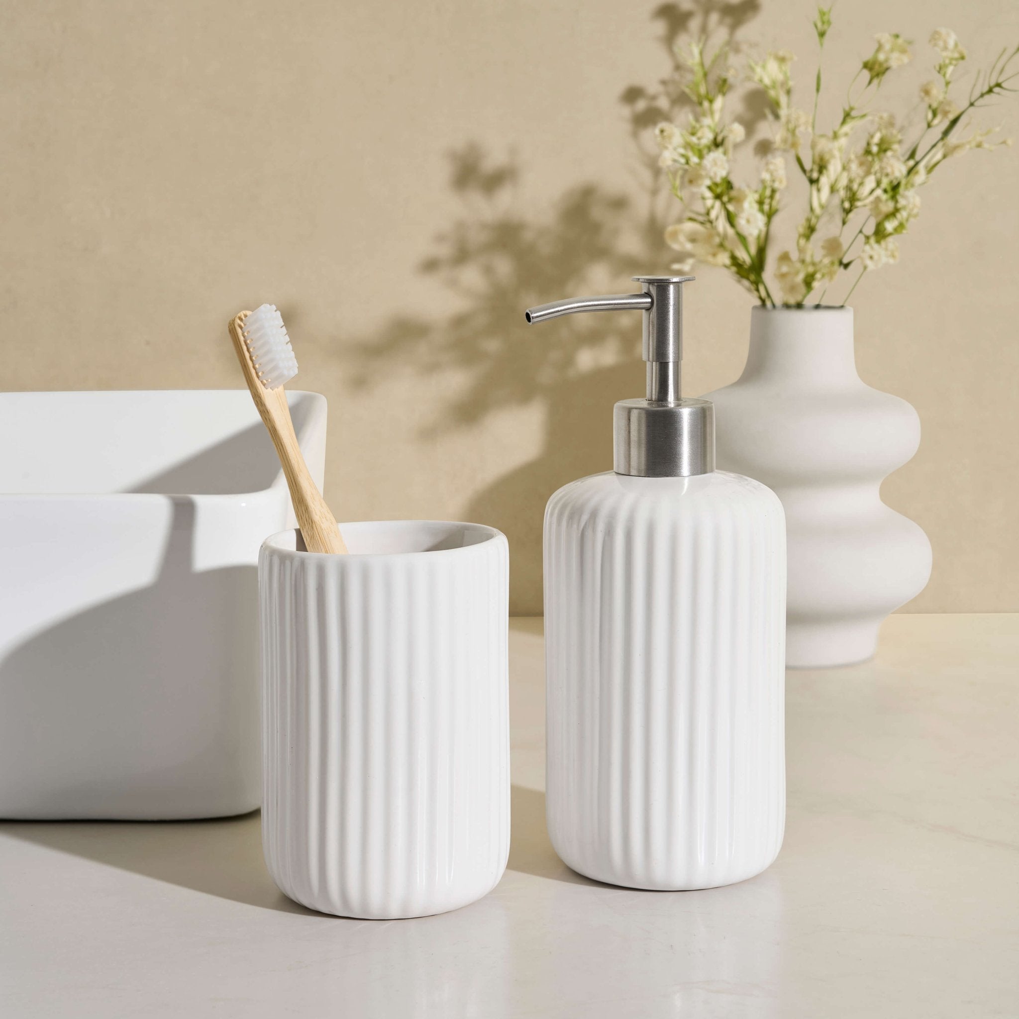 Distributeur de savon Blake Ribbed Glaze - Blanc