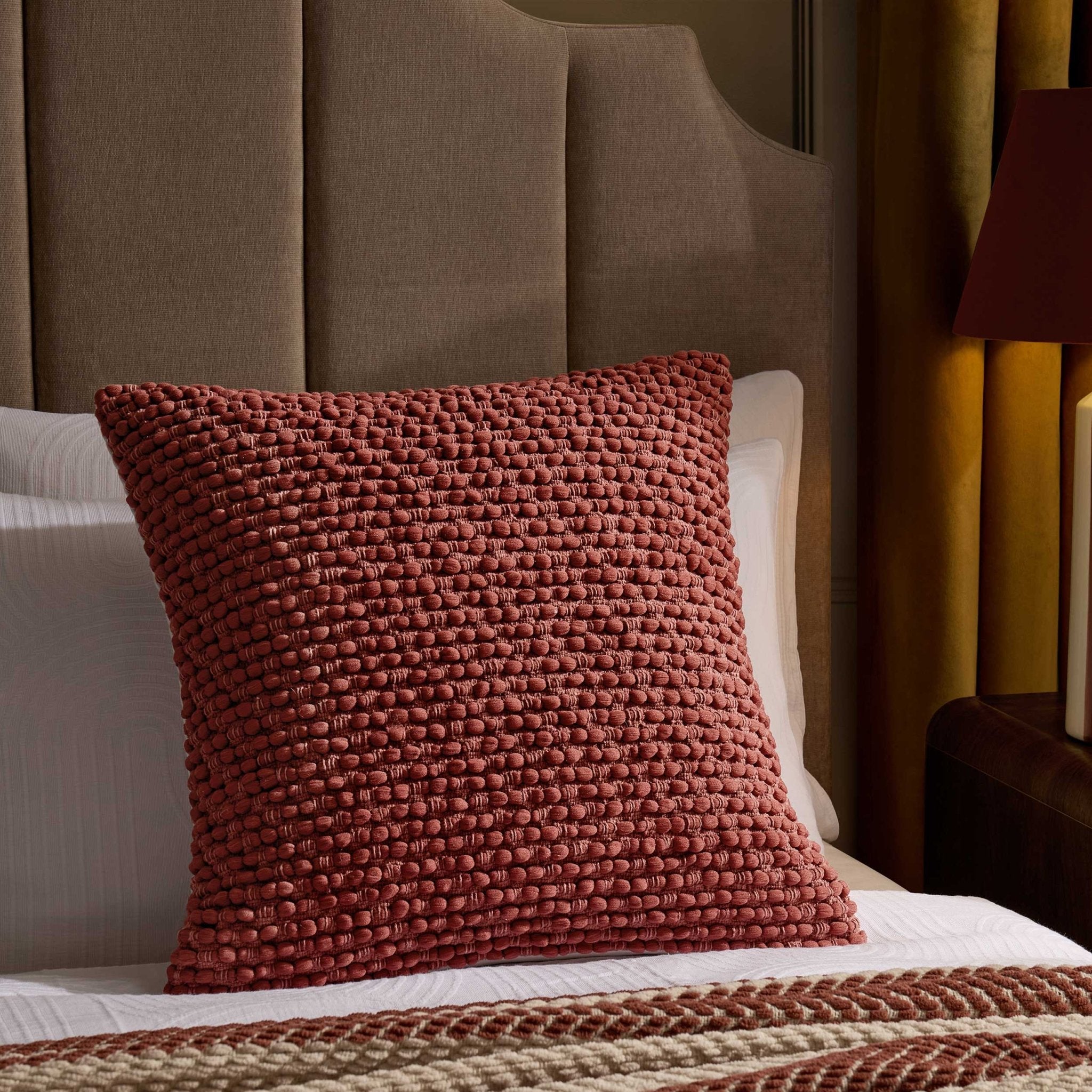 Housse de coussin à pompons - Rouille