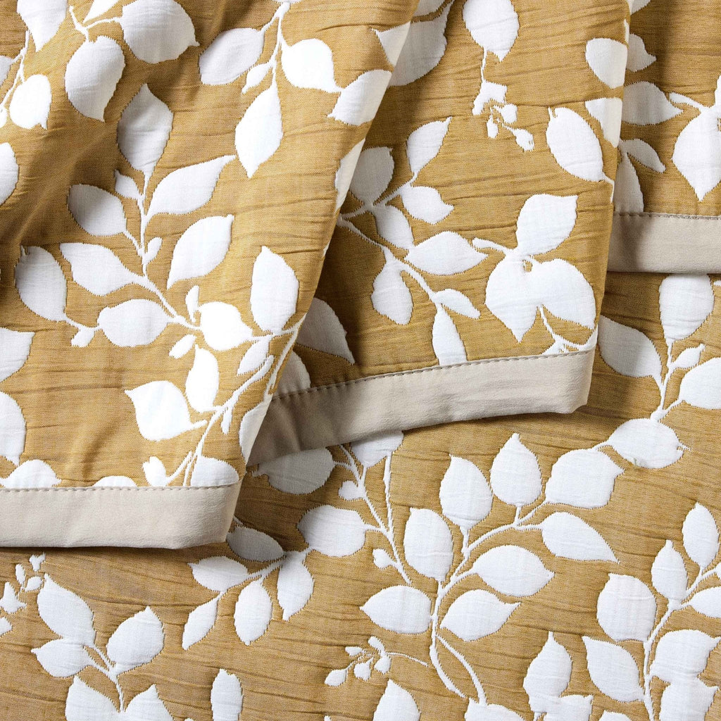 Couvre-lit matelassé à motif floral contrasté Bordeaux - Moutarde