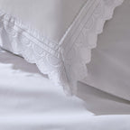 Housse de coussin Alice Lace Border Oxford 200 fils - Blanche